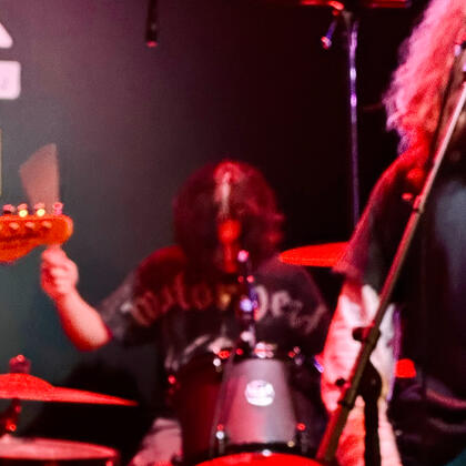 Slashead's PFP That's me drumming